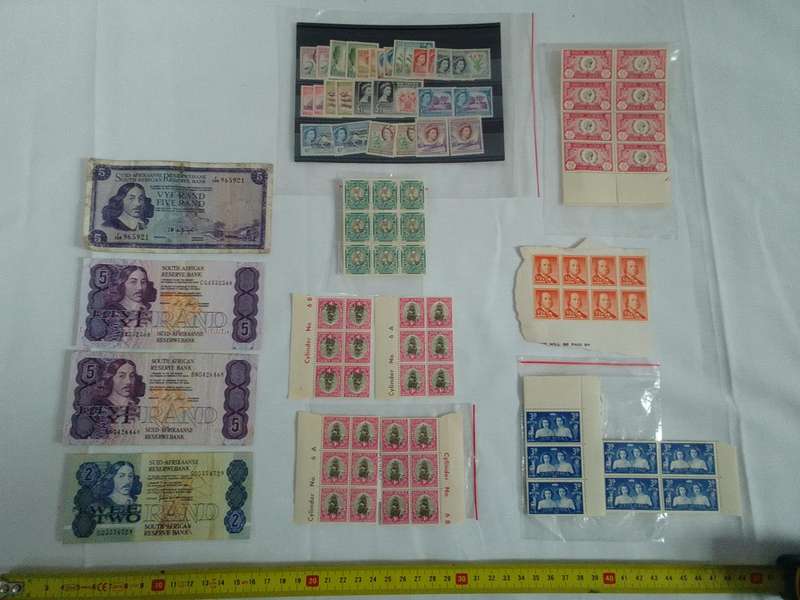 Collection Of Republic Of South Africa Notes And South African And Other Stamps -View Description