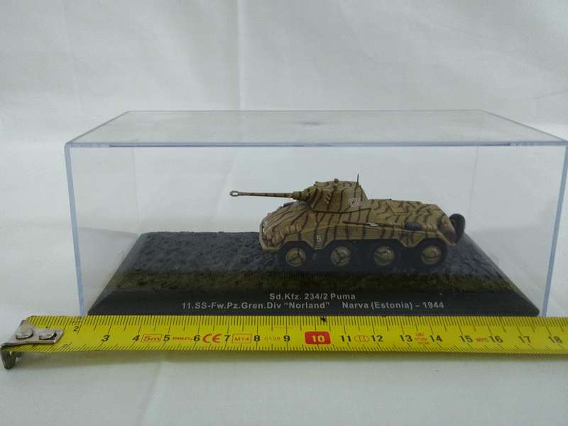 Puma Armored Car -Sd.Kfz.234/2 11.SS-Fw.Pz.Gren.Div `Norland` Narva (Estonia) - 1944` by Diagostini.