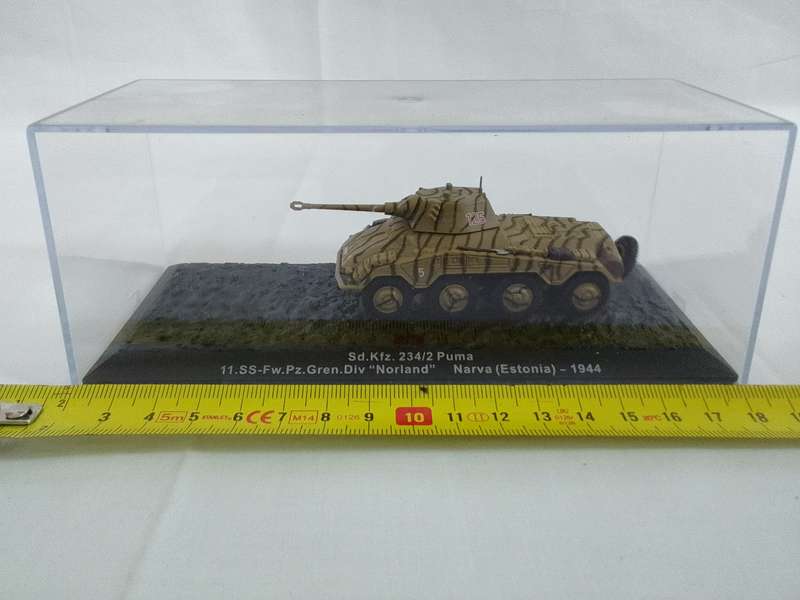 Puma Armored Car -Sd.Kfz.234/2 11.SS-Fw.Pz.Gren.Div `Norland` Narva (Estonia) - 1944` by Diagostini.