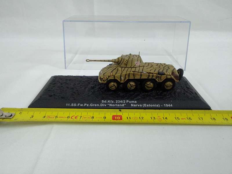 Puma Armored Car -Sd.Kfz.234/2 11.SS-Fw.Pz.Gren.Div `Norland` Narva (Estonia) - 1944` by Diagostini.