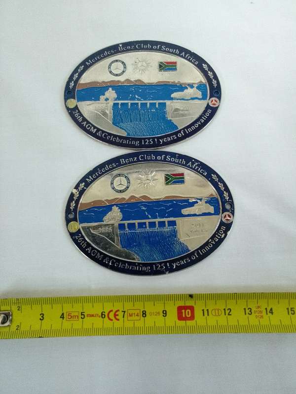 X2 Mercedes Benz Club Of SA 26th AGM&Celebrating 125! Years Of Innivation Car Badge-Bidding On One