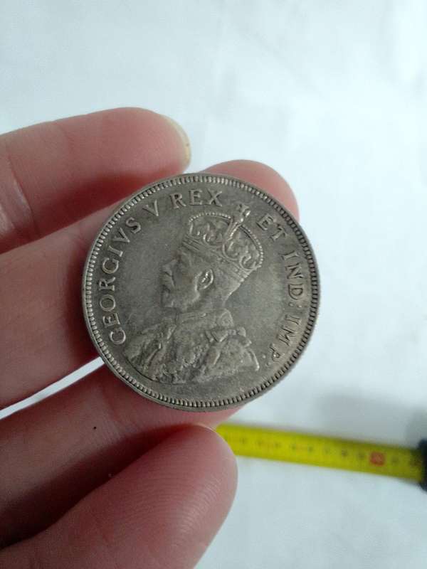 1924 East Africa Silver One Shilling Coin - Good Condition