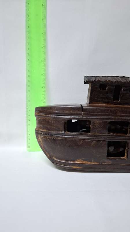 Remarkable Vintage Hand Carved Wooden Noah's Ark with Carved Animals - Good Condition