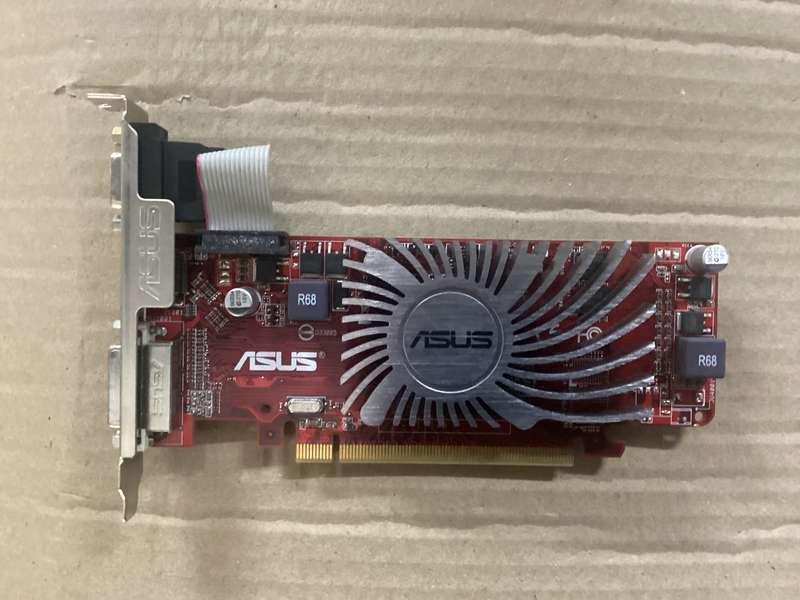 ASUS Eah Radeon 5450 512 ddr3 with HDMI