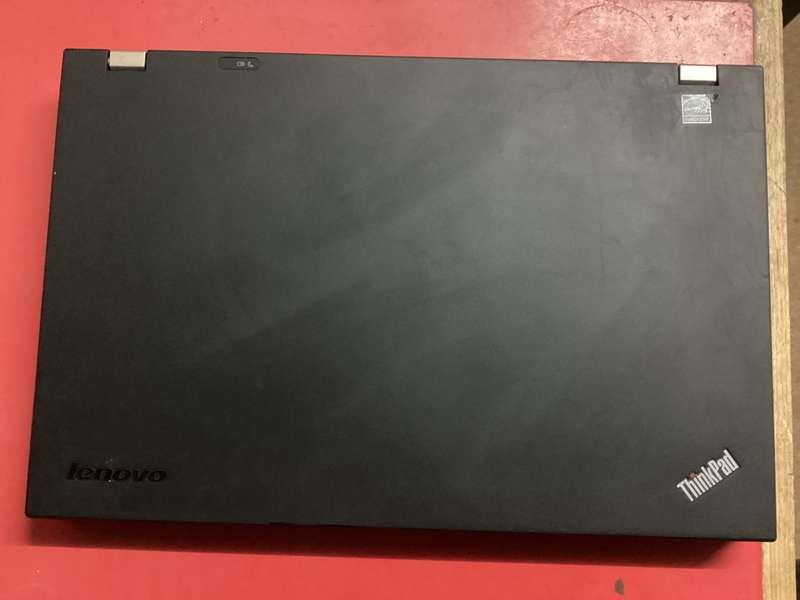 Lenovo laptop t530 i5 3rd Gen for rebuild/spare