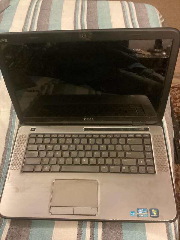 Dell i7 laptop for spares