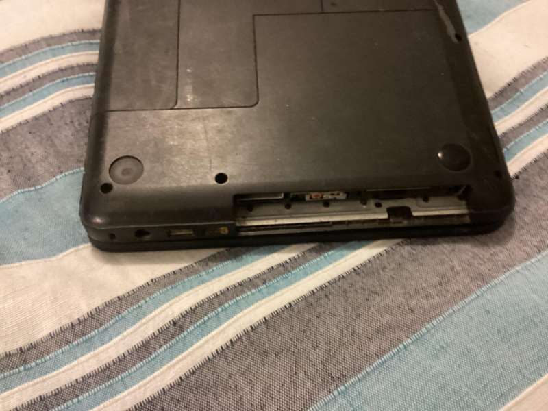 Compaq presario CQ58 for spares