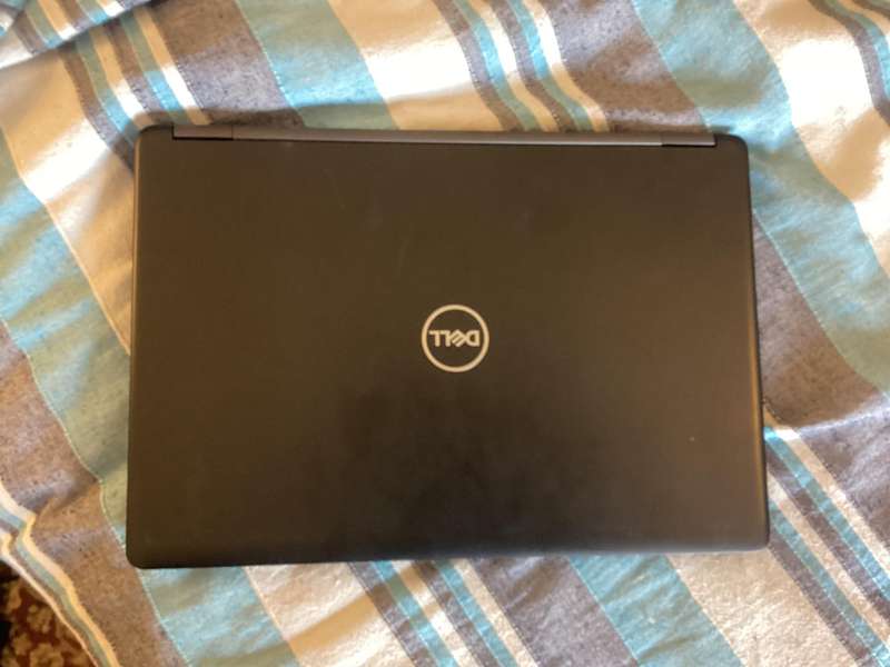 Dell 5490 i5 8th Gen laptop