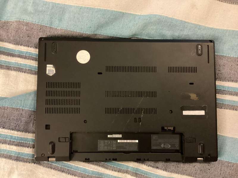 Lenovo laptop t480 i7 8th Gen sold for spare/repair