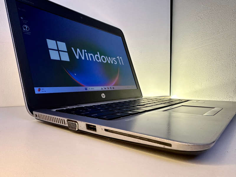 HP ELITEBOOK 820 G4 LAPTOP CORE i5 7300U 2.6GHZ 8GB RAM 320GB HDD WIN 11 PRO