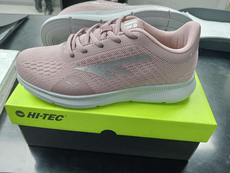 Hi-Tec trainers size 5