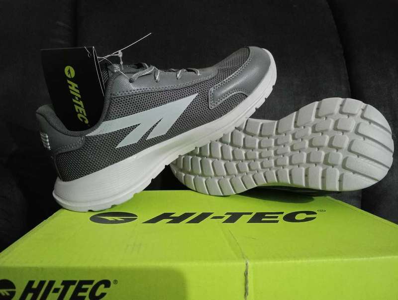 Hi-Tec trainers