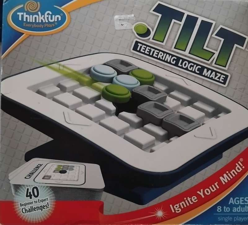 Tilt Teetering Logic Maze