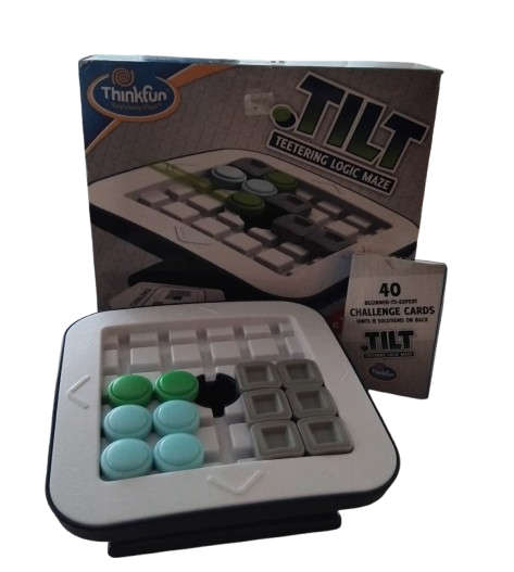 Tilt Teetering Logic Maze