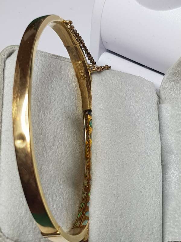 Late Victorian 15k Gold Opal Bangle - Circa 1890