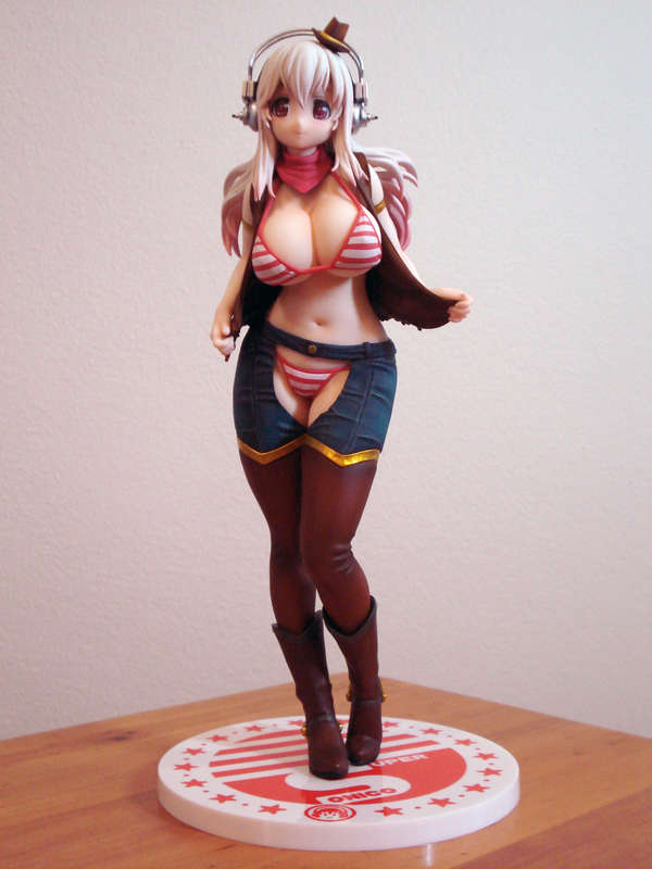 Super Sonico Cowgirl - Complete Anime Figure - 1/6 Scale