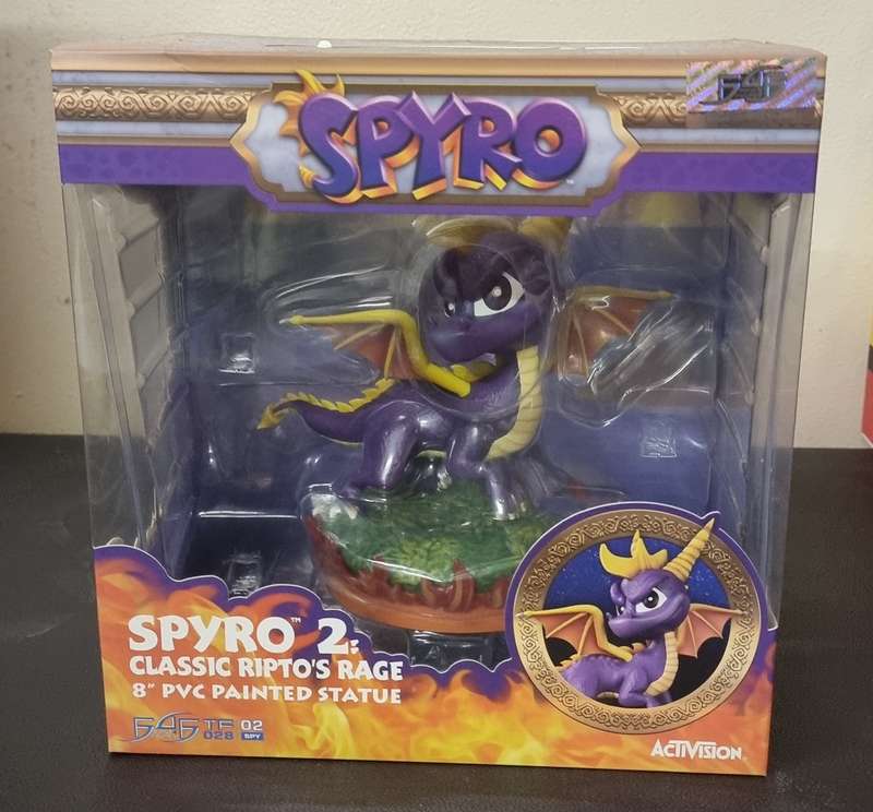 First 4 Figures - Spyro 2 Painted Statue - (New and sealed)