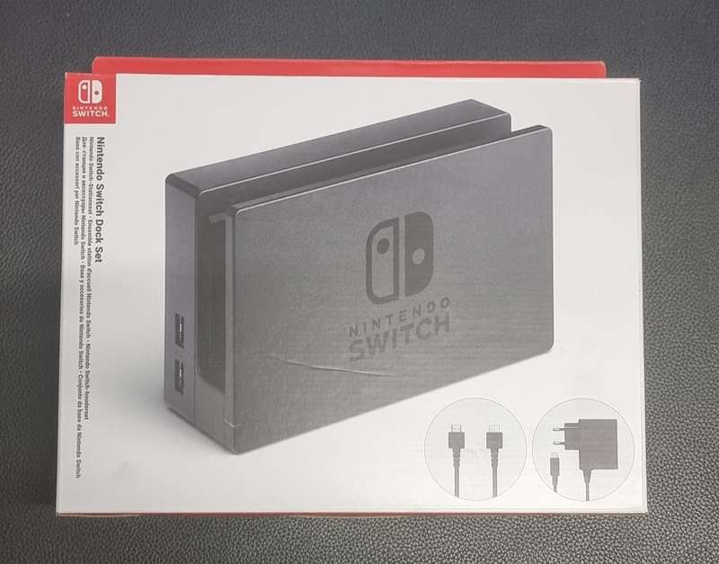 Nintendo Switch Dock Set