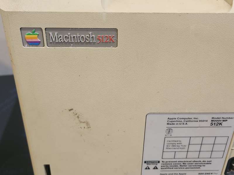 Apple Macintosh 512K - M0001
