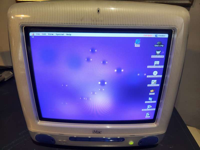 Apple iMac Blue - Vintage