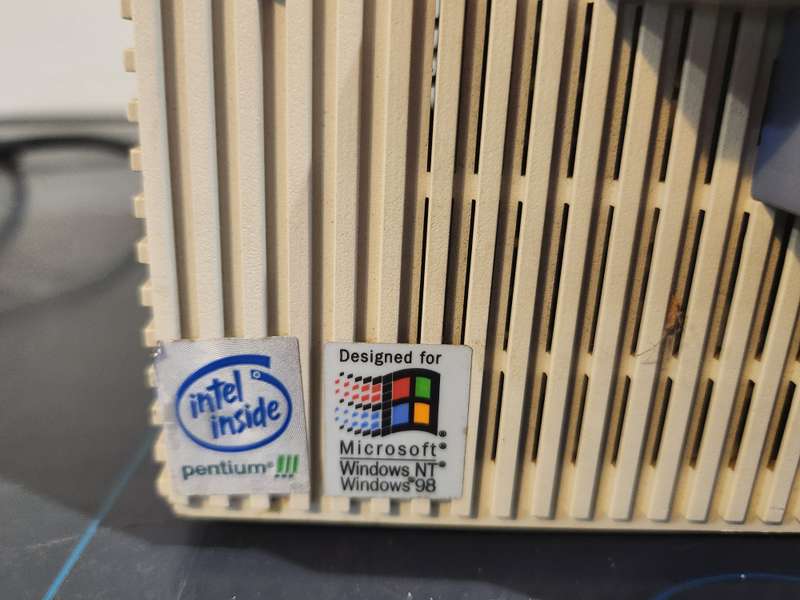IBM Pentium 3 - 300GL