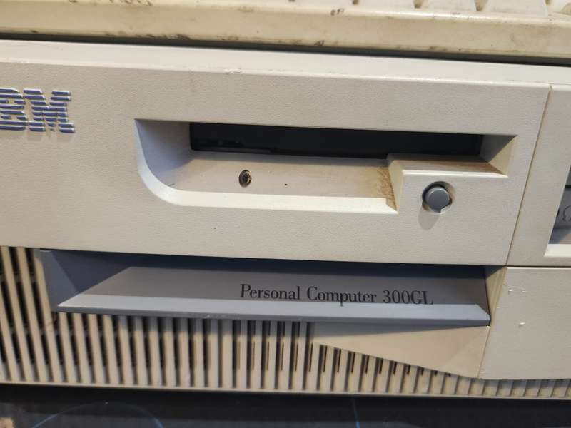IBM Pentium 3 - 300GL