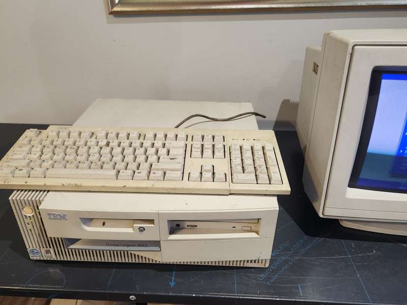 IBM Pentium 3 - 300GL