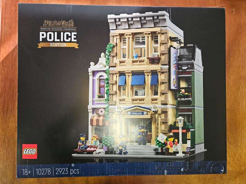 Lego Police Station - 10278