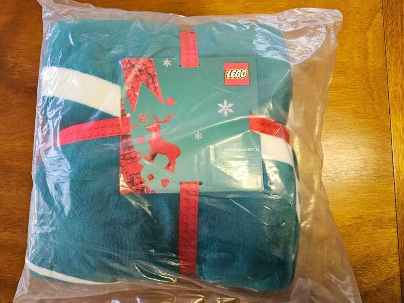 Lego  - Green Bedding, Fleece Blanket Polyester (127 x 152.4 cm) - VIP, Dark Green