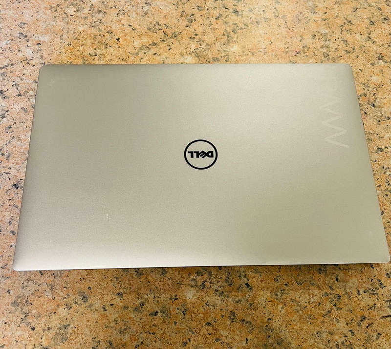 Dell Precision 5520 Workstation 15.6-inch Xeon Processor Quadro GPU 16GB RAM 256GB SSD Windows 11