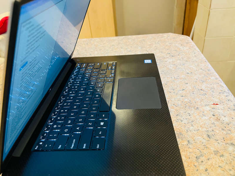 Dell Precision 5520 Workstation 15.6-inch Xeon Processor Quadro GPU 16GB RAM 256GB SSD Windows 11