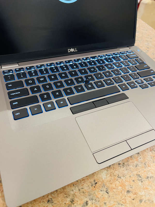 Dell Latitude 5410 14-inch QuadCore i7 10th Gen 8GB RAM 512GB SSD Windows 11 Pro Office 2021