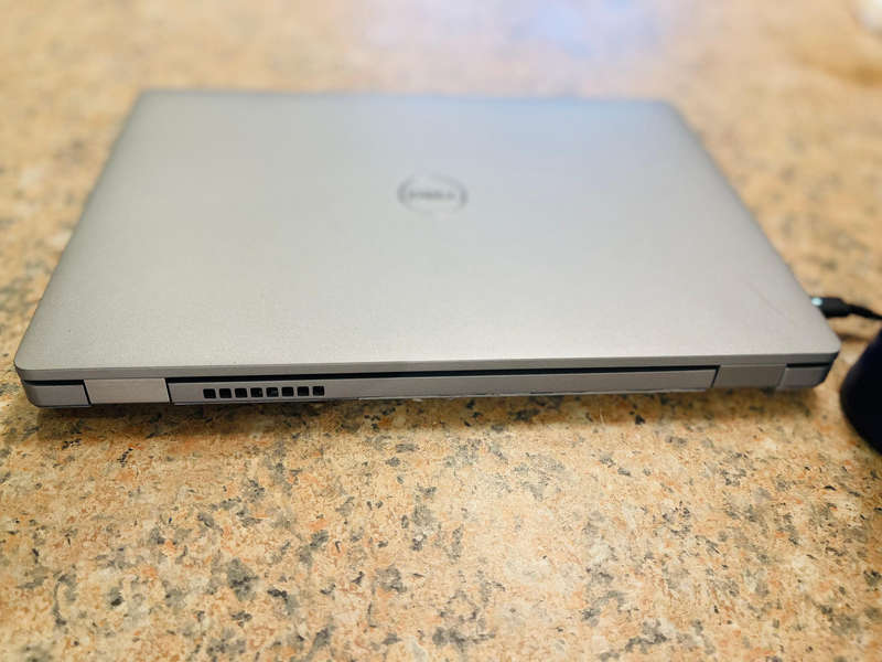 Dell Latitude 5330 Touchscreen QuadCore i7 12th Generation 32GB RAM 256GB SSD Windows 11 Pro Office