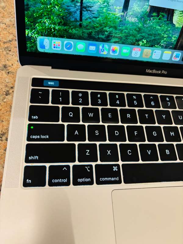 Macbook Pro 2018 13-inch Display - Intel Core i7 - 16GB RAM - 512GB SSD - Touchbar & TouchID MacOS
