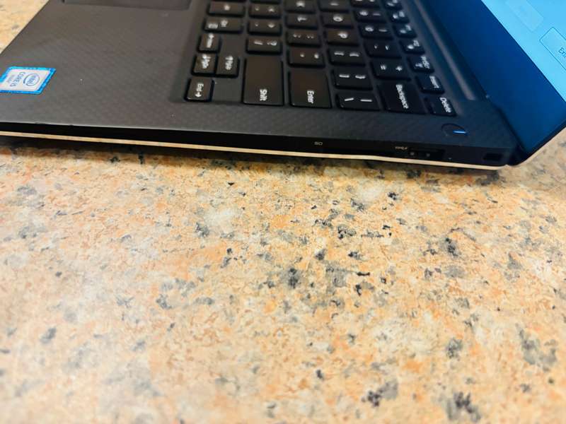 Dell XPS 13 9350 Intel Core i5 4GB RAM 256GB SSD Windows 11 Pro Office 2021