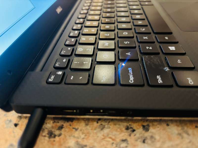 Dell XPS 13 9350 Intel Core i5 4GB RAM 256GB SSD Windows 11 Pro Office 2021