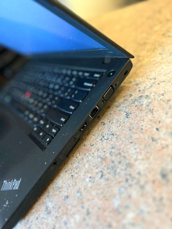Lenovo Thinkpad T440 - Intel Core i5 - 8GB RAM - 512GB SSD - Windows 11 Pro & Office 2021