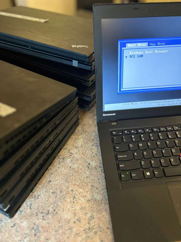 Lenovo Thinkpad T440 - Intel Core i5 - 8GB RAM - 256GB SSD - Windows 11 & Office 2021 Activated