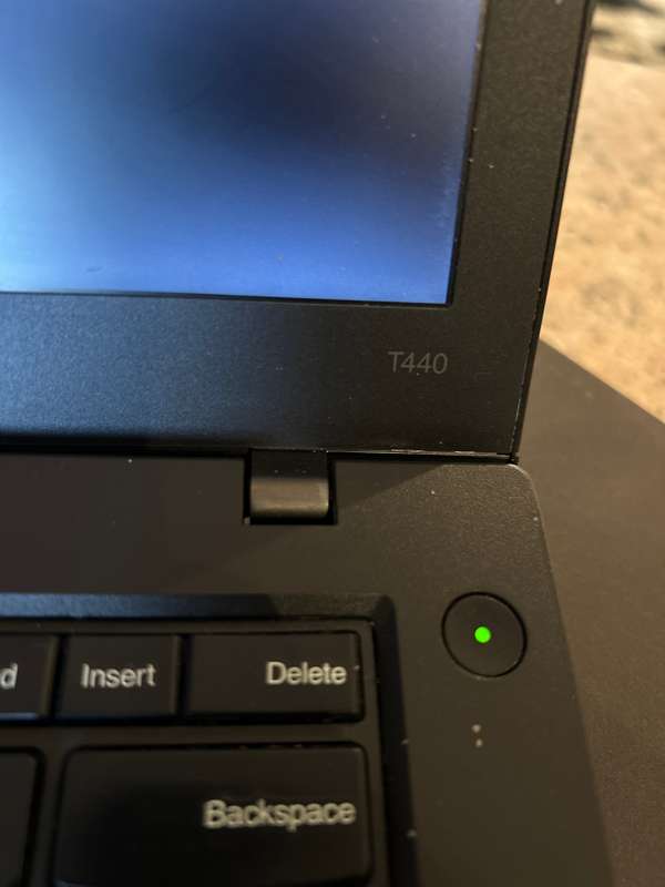 Lenovo Thinkpad T440 - Intel Core i5 - 8GB RAM - 256GB SSD - Windows 11 & Office 2021 Activated