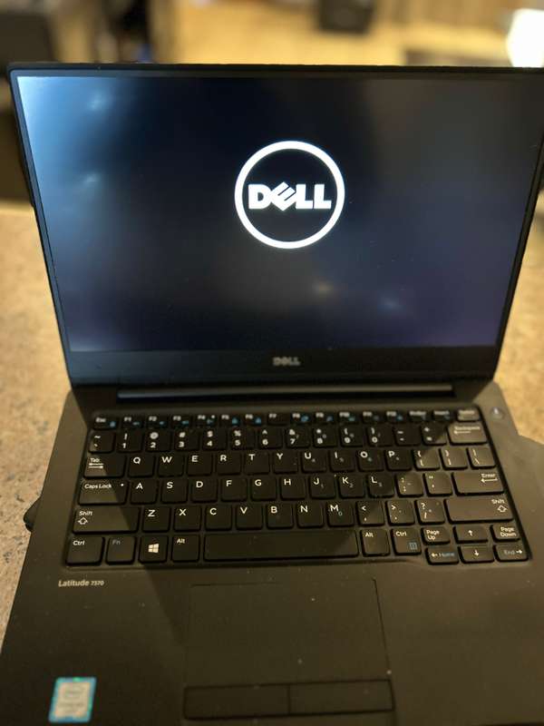 Dell 7370 Ultrabook Laptop - Intel Core M5 - 8GB RAM - 256GB SSD Windows 11 Pro Office 2021