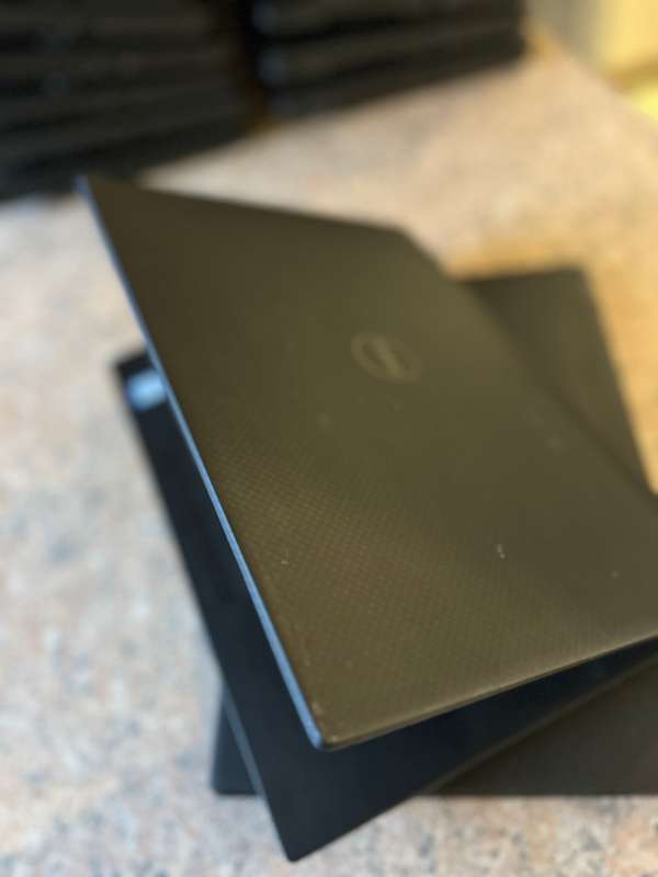 Dell 7370 Ultrabook Laptop - Intel Core M5 - 8GB RAM - 256GB SSD Windows 11 Pro Office 2021