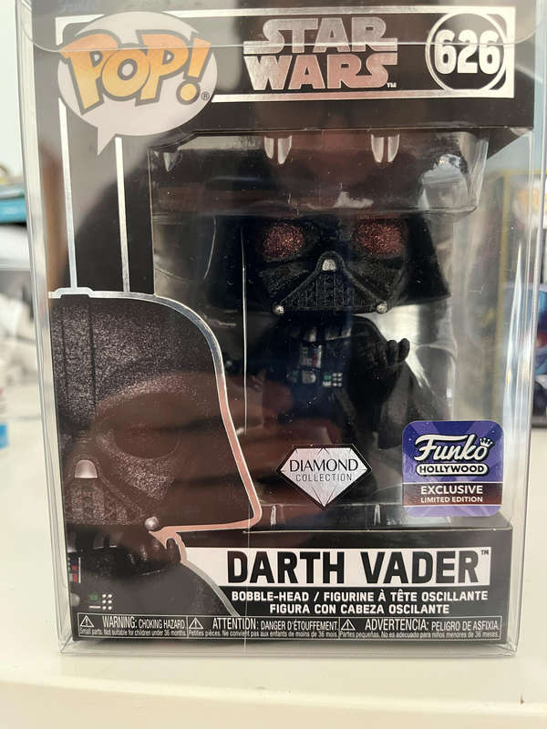 Hollywood Exclusive Diamond Collection Darth Vader Star Wars Funko Pop