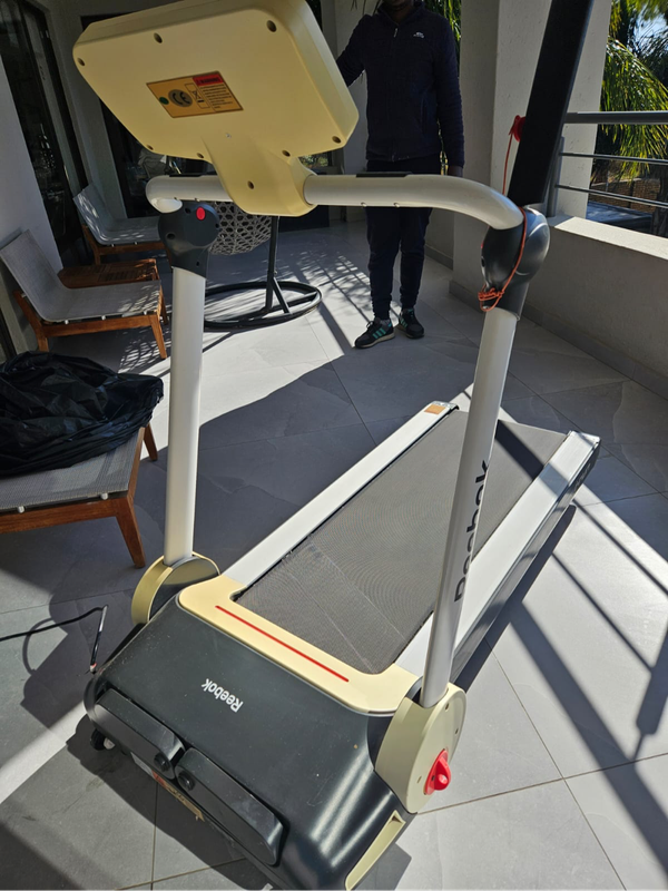 Reebok i-Run 3 ultra compact treadmill