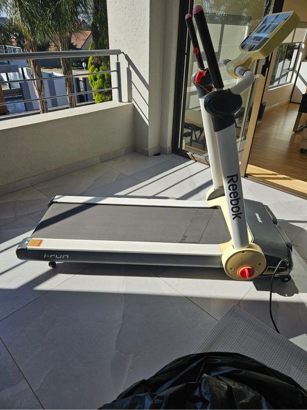 Reebok i-Run 3 ultra compact treadmill