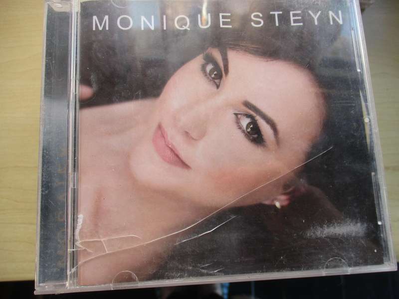 monique steyn