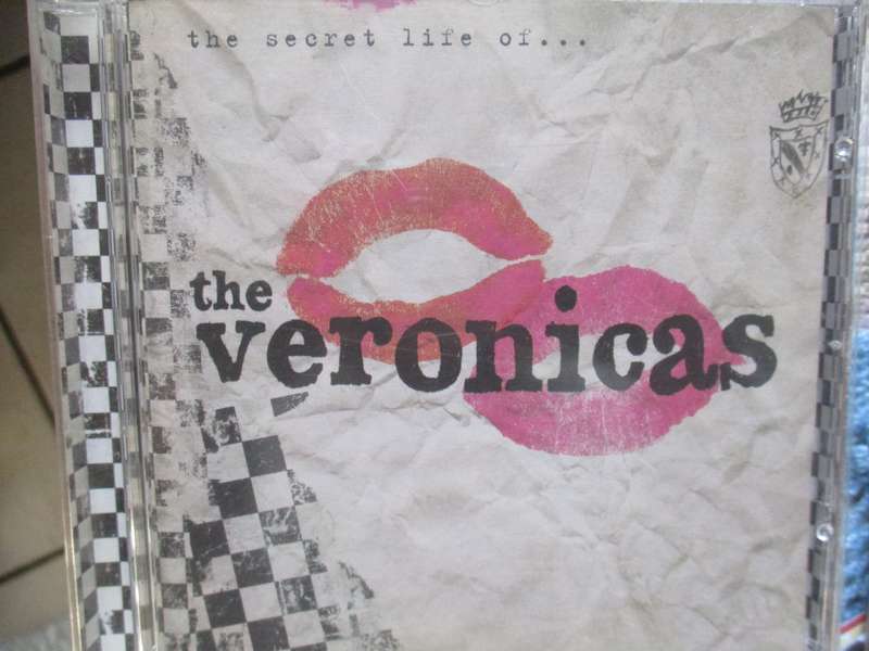 The veronicas