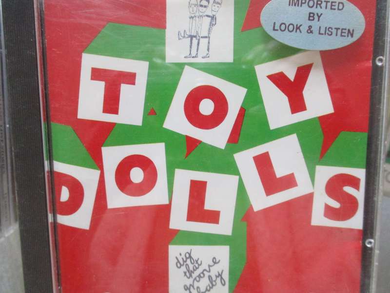 toy dolls