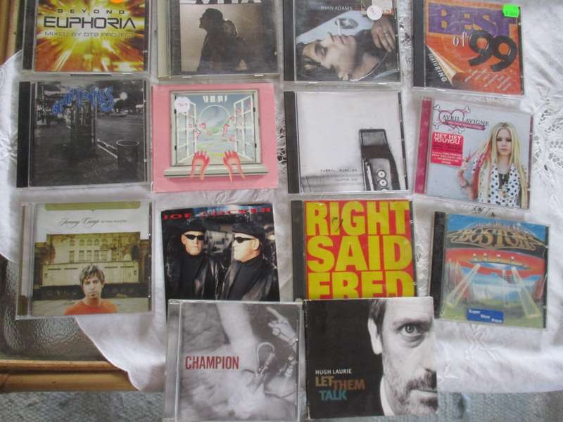 50 cds assorted