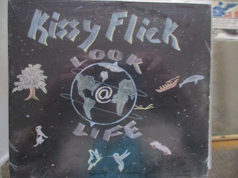 kissy flick