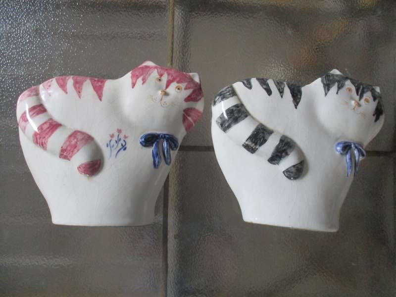 Hand made cat ornaments nice pair